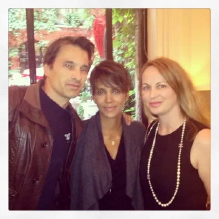Actrita americana Halle Berry i s-a confesat Deliei Antal!

