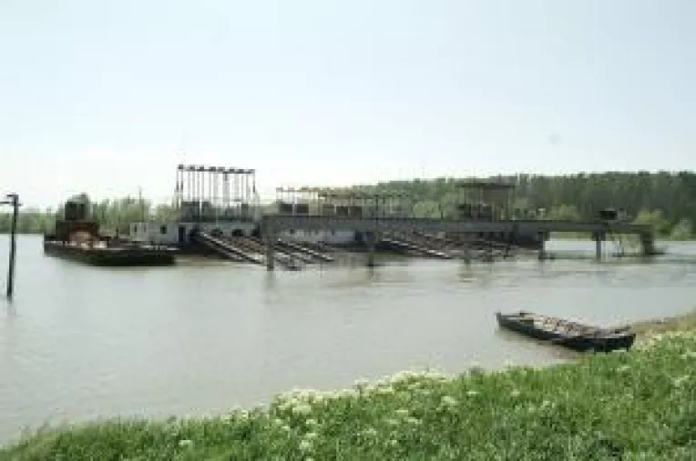 Apa de udat e scumpa