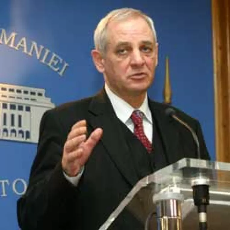 Capsunarii vor primi pensii europene in Romania