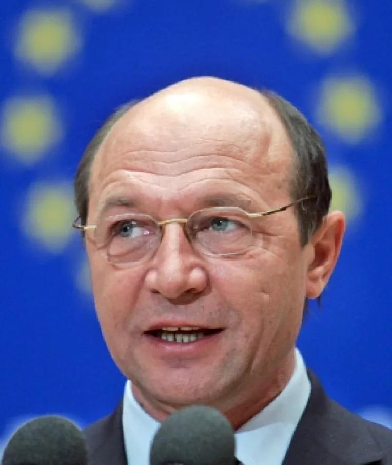 Ce le-a spus Traian Basescu oamenilor de afaceri romani si  cehi, la Praga, pentru a-i convinge sa investeasca in Romania