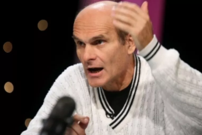 Cristian Tudor Popescu: Palavre contradictorii ale lui Basescu despre majorarea salariilor