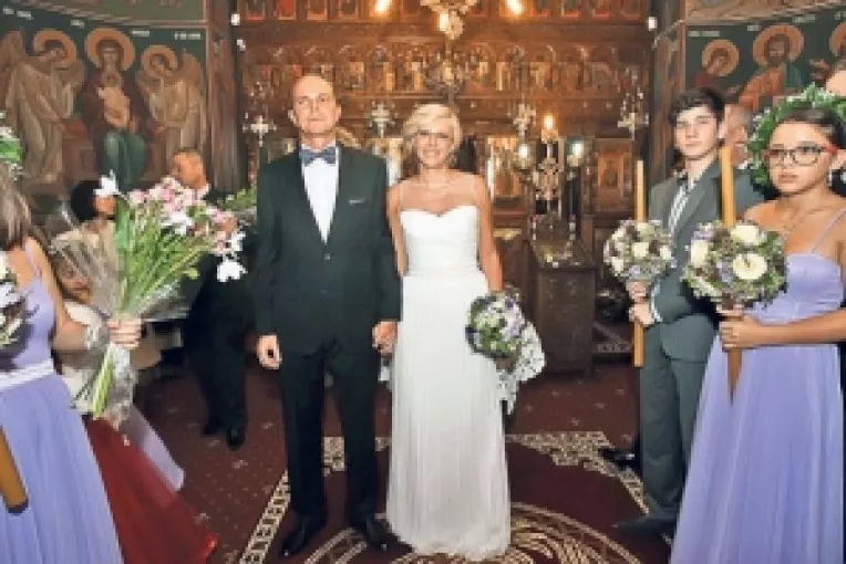 DeCeNews: Corina Cretu s-a casatorit cu omul de afaceri Ovidiu Rogoz