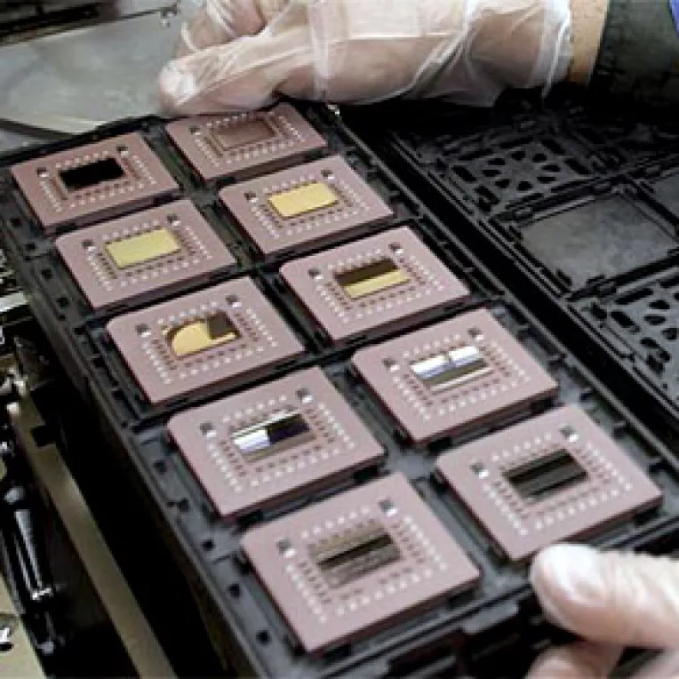 IBM anunta procesorul la 4.7 GHz