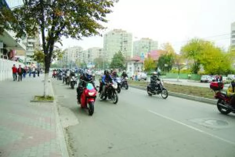 Motociclistii ar putea plati taxa pentru poluare
