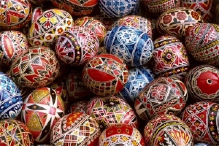 Oul rosu – istoria, simbolismul si ezoterismul din jurul acestui aliment sacru (4)