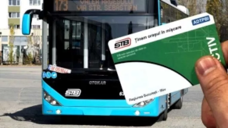 Procedura de eliberare a cardurilor de transport gratuit, pentru pensionarii si elevii din Bucuresti
