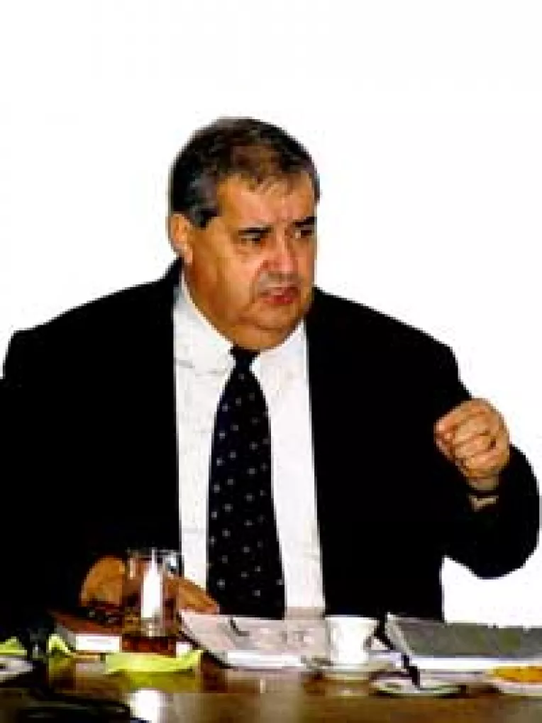 Razboi direct Contac-Iliescu